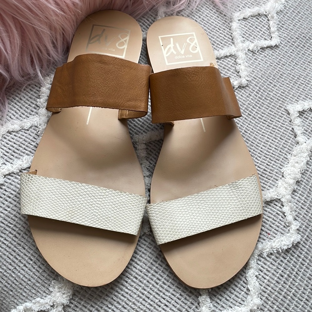 Dolce Vita DV8 Sandals Size 7